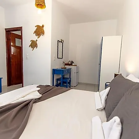 Lunar Seaside Inn *