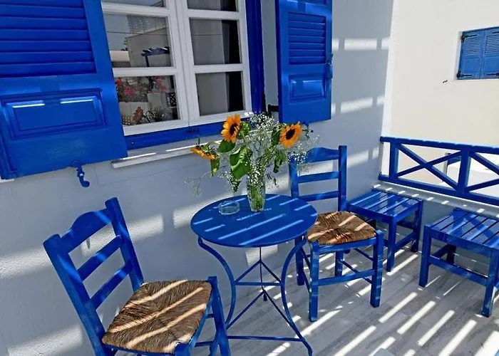 Lunar Santorini Penzion