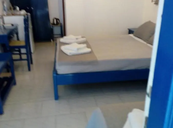 Lunar Santorini 佩里萨