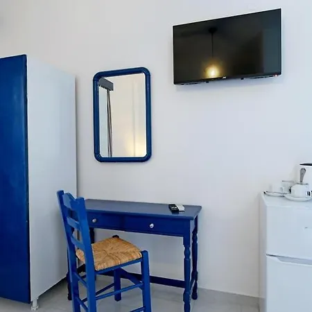 Lunar Santorini Värdshus *