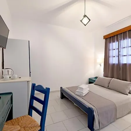 Lunar Santorini イン *