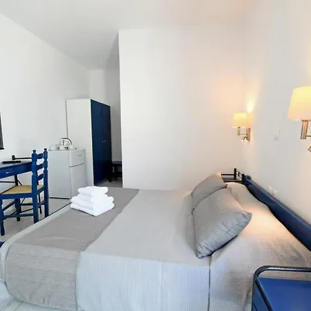 Lunar Santorini * Perissa (Santorini)