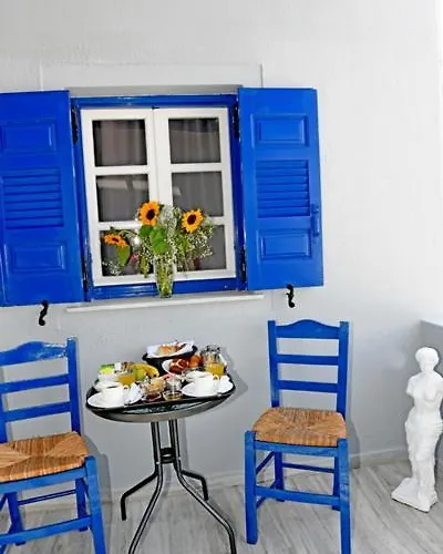 Zajazd Lunar Santorini